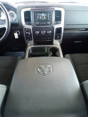 Used 2020 RAM 1500 Warlock AWD/4WD image 40