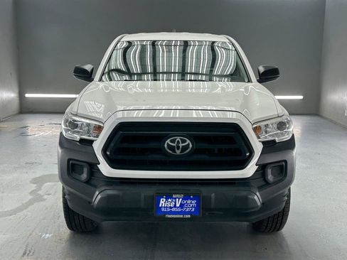 Used 2021 Toyota Tacoma SR RWD image 2