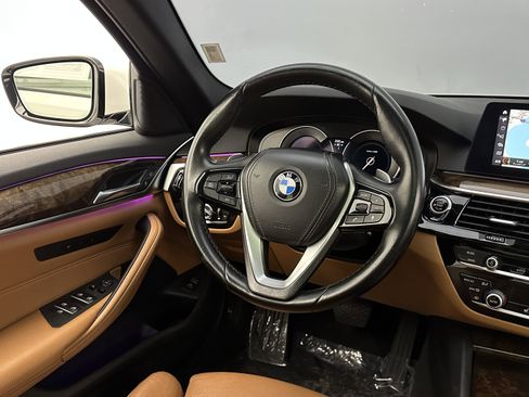 Used 2019 BMW 540i 540i w/ Convenience Package image 24