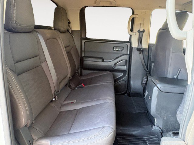 Used 2024 Nissan Frontier SV w/ Technology Package RWD image 13