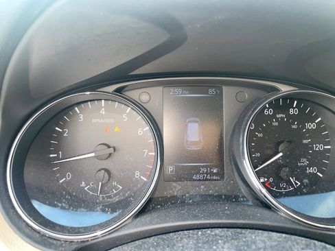 Used 2017 Nissan Rogue SL w/ SL Premium Package image 1