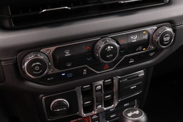 Used 2024 Jeep Wrangler Unlimited Rubicon 4xe AWD/4WD image 18