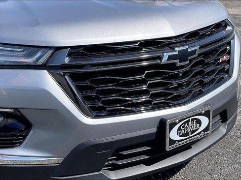 Used 2023 Chevrolet Traverse RS image 31