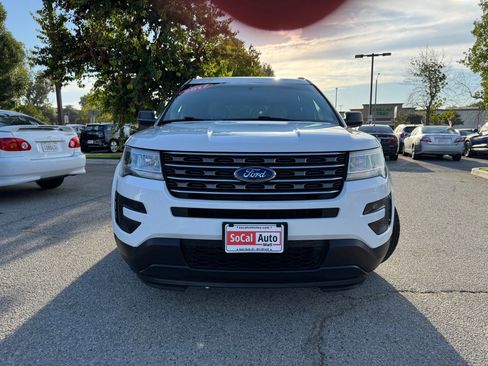 Used 2017 Ford Explorer FWD image 8