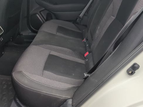 Used 2023 Subaru Outback Premium image 7