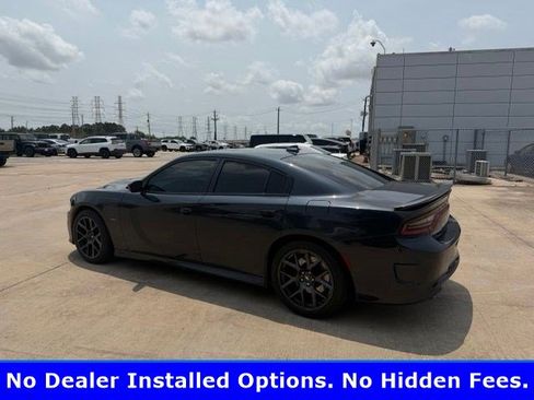 Used 2019 Dodge Charger R/T w/ Plus Group RWD image 5