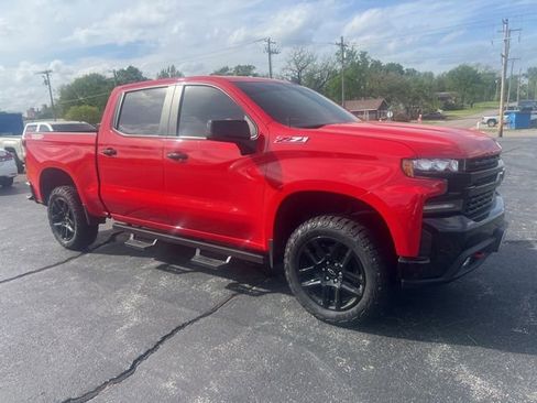 Used 2021 Chevrolet Silverado 1500 LT Trail Boss w/ Bed Protection Package image 2