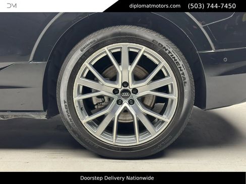 Used 2021 Audi e-tron Prestige image 42