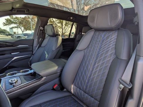 New 2026 Cadillac Escalade IQ Sport 1 w/ LPO, Floor Liner Package image 28