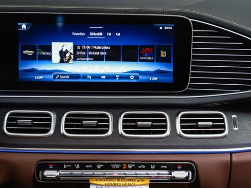 New 2026 Mercedes-Benz GLS 450 4MATIC image 18