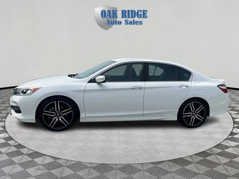 Used 2016 Honda Accord Sport image 8