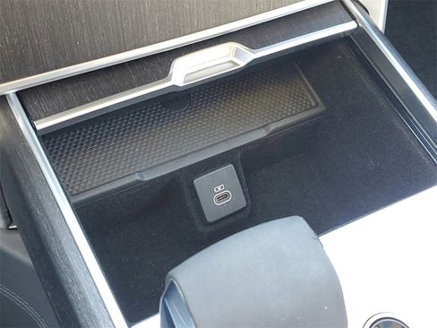 Used 2024 Land Rover Range Rover Autobiography image 23