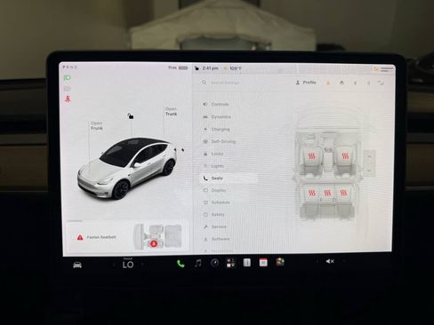 Used 2021 Tesla Model Y Long Range AWD/4WD image 24