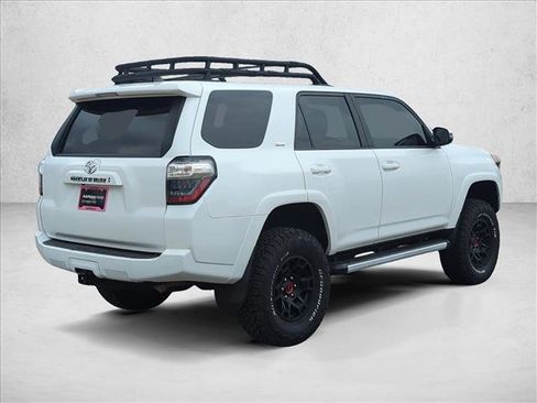 Used 2022 Toyota 4Runner SR5 Premium w/ Moonroof Package AWD/4WD image 6