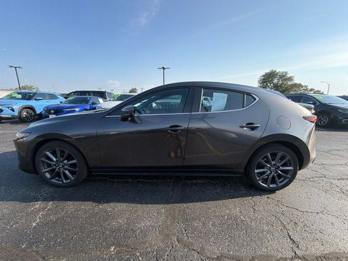 Used 2024 MAZDA MAZDA3 s FWD image 10