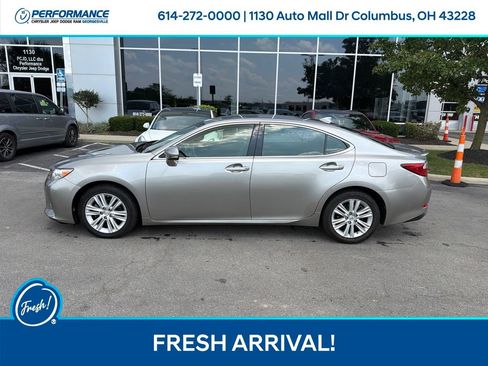 Used 2015 Lexus ES 350 w/ Premium Package FWD image 7