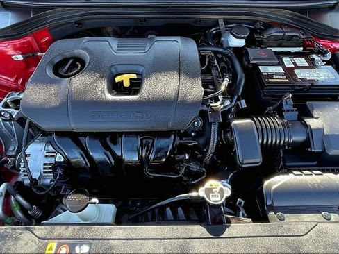 Used 2020 Hyundai Elantra SEL image 9