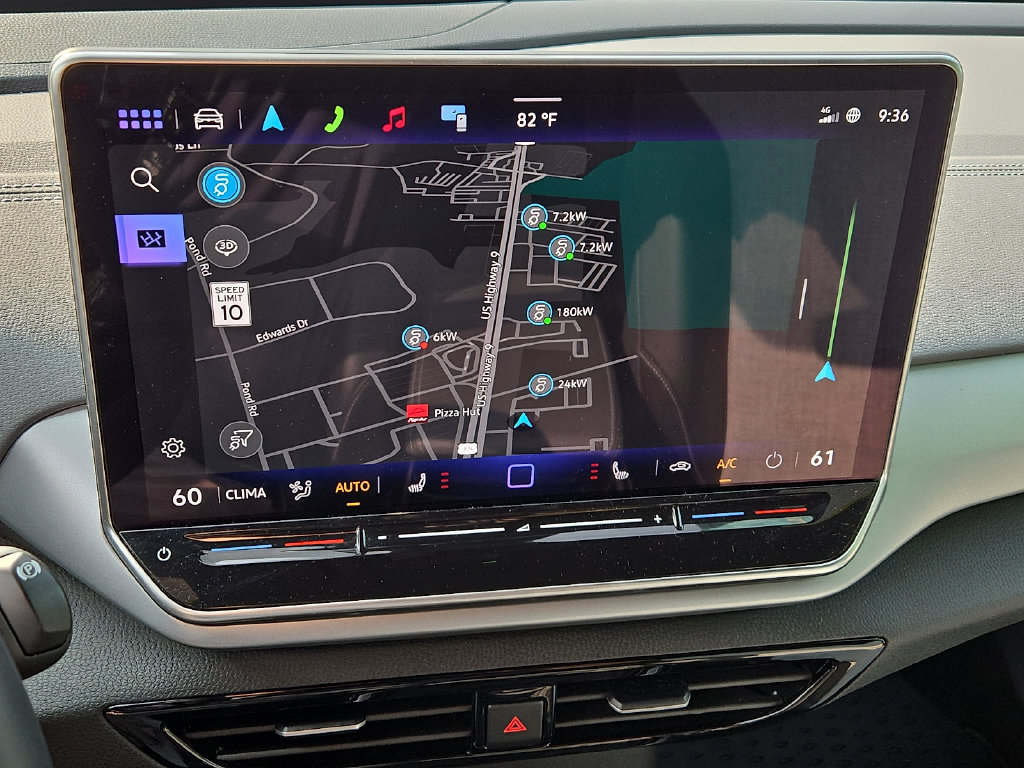 Certified 2025 Volkswagen ID.4 Pro AWD/4WD image 16