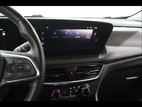 Used 2024 Buick Encore GX Preferred FWD image 9
