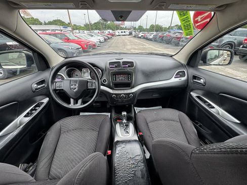 Used 2014 Dodge Journey SXT w/ Flexible Seating Group FWD image 14