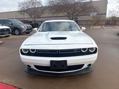 Used 2023 Dodge Challenger GT image 2