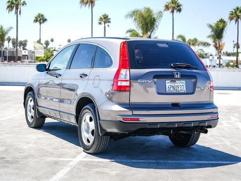 Used 2011 Honda CR-V LX image 9