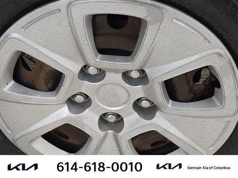 Used 2011 Kia Soul FWD image 13