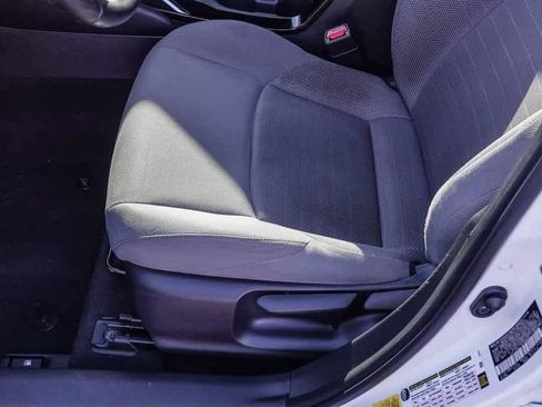 Used 2021 Toyota Corolla SE w/ Carpet Mat Package (TMS) image 20