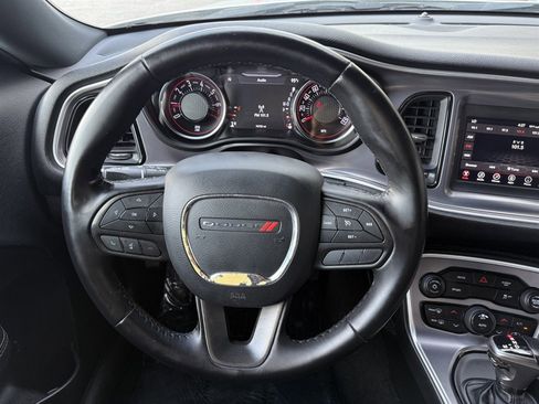 Used 2020 Dodge Challenger SXT RWD image 20