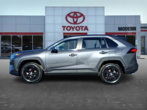 Used 2023 Toyota RAV4 XLE image 3