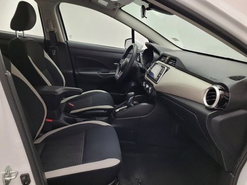 Used 2020 Nissan Versa SV FWD image 21