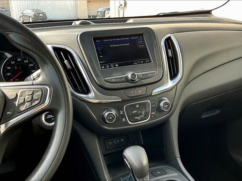 Used 2023 Chevrolet Equinox LT image 8