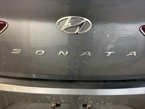Used 2018 Hyundai Sonata SEL w/ Cargo Package image 9