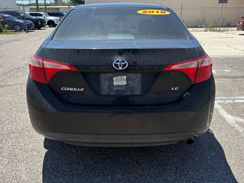 Used 2018 Toyota Corolla LE image 4