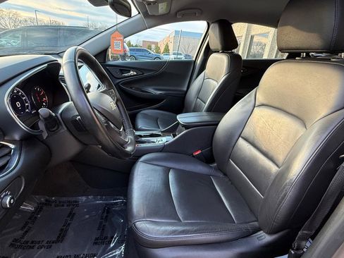 Used 2024 Chevrolet Malibu LT image 10