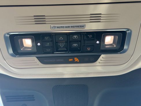 New 2026 Lincoln Navigator L Reserve AWD/4WD image 38