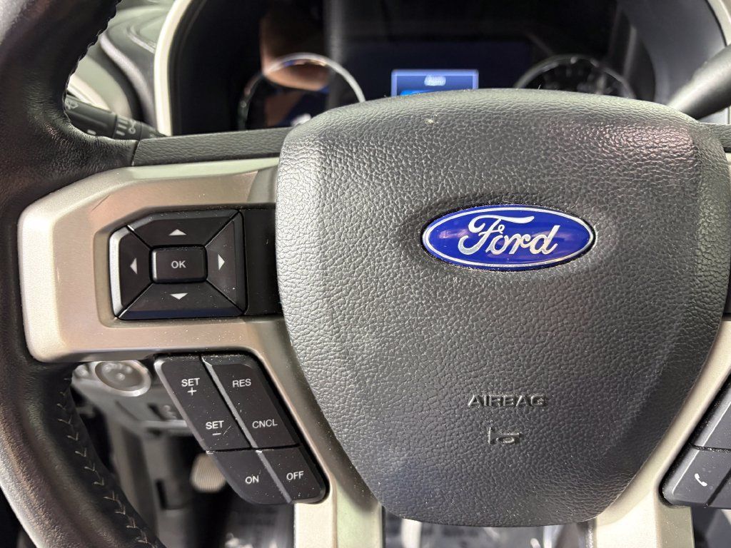 Used 2022 Ford F250 Lariat w/ Black Appearance Package AWD/4WD image 22