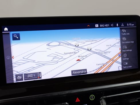 Used 2025 BMW X4 xDrive30i AWD/4WD image 46