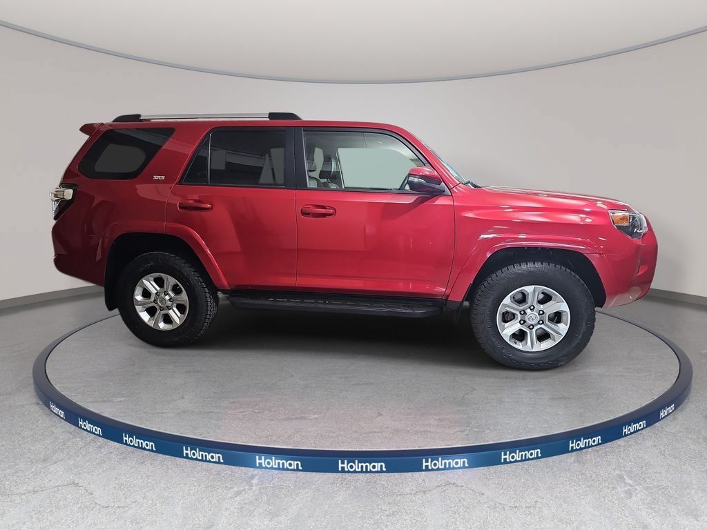 Used 2020 Toyota 4Runner SR5 Premium w/ Moonroof Package AWD/4WD image 5
