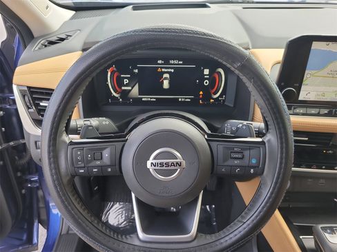 Used 2021 Nissan Rogue Platinum image 28