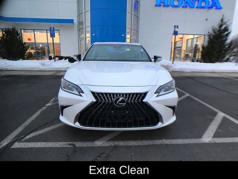 Used 2023 Lexus ES 350 w/ Premium Package image 2