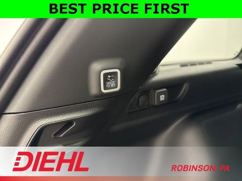 New 2025 Jeep Grand Cherokee Laredo w/ Luxury Tech Group I image 11