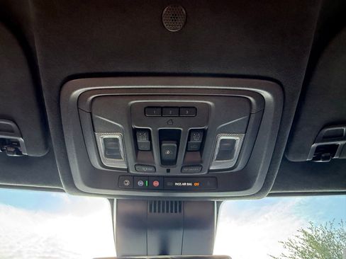 Used 2023 GMC Sierra 1500 Denali Ultimate image 20