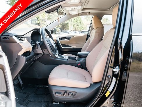 Certified 2025 Toyota RAV4 XLE FWD image 25