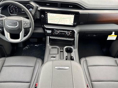 New 2026 GMC Sierra 2500 Denali image 15