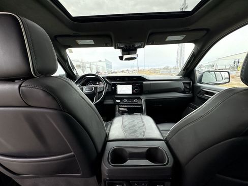 Used 2024 GMC Sierra 1500 AT4X image 21