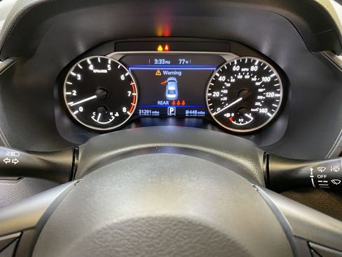 Used 2025 Nissan Altima 2.5 SV FWD image 32