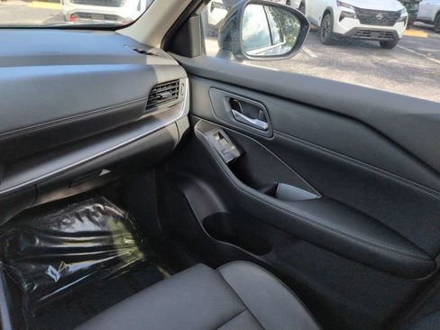 Certified 2026 Nissan Rogue Dark Armor AWD/4WD image 17