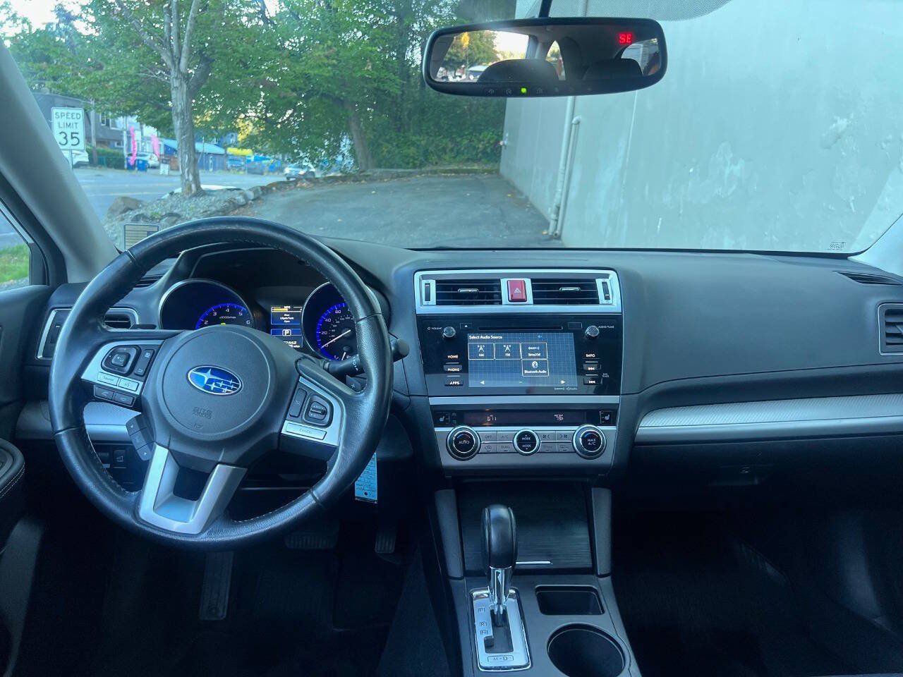 Used 2015 Subaru Outback 2.5i Premium AWD/4WD image 9