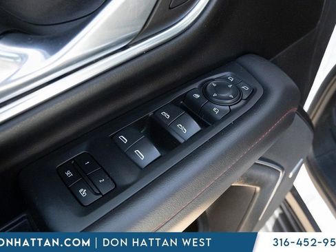 Used 2023 Chevrolet Suburban RST w/ Luxury Package image 16